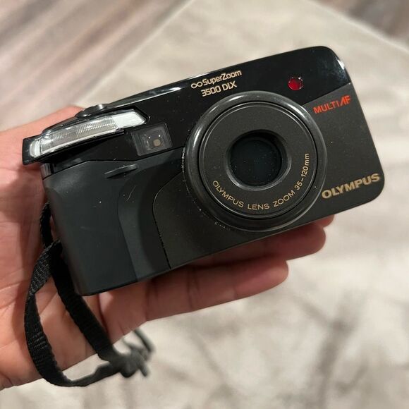 Olympus Black 3500 DLX Camera - Picture 1 of 10